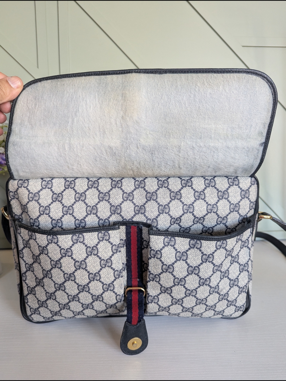 Gucci Black Leather & Beige GG Canvas Messenger Bag with Red-Blue Web - Picture 10 of 14